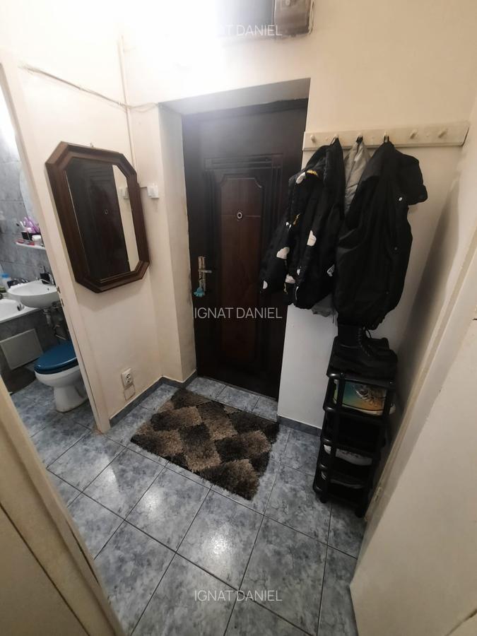 Apartament cu o camera decomandat, zona Dacia - 4