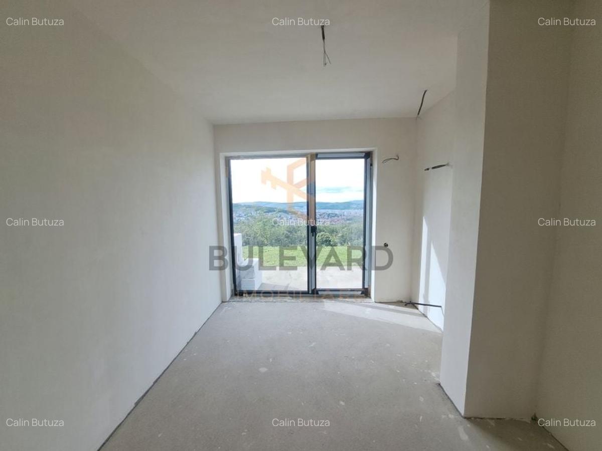 Apartament exclusivist, curte individuala, parcare acoperita, zona Europa - 13