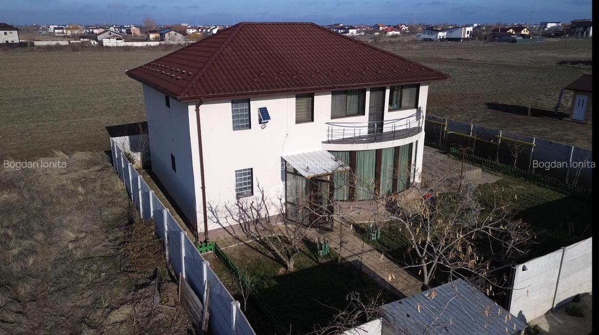 Casă cu 5 camere în Berceni - 14