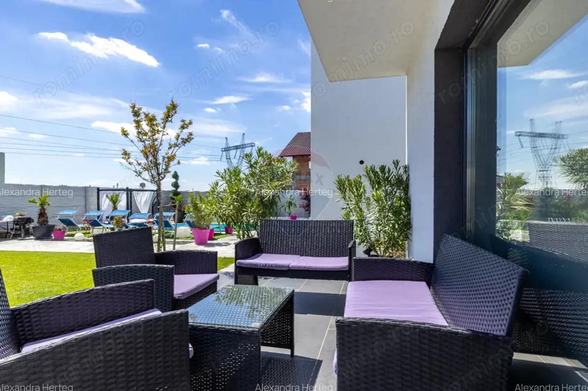 Vila de lux de inchiririat - 16