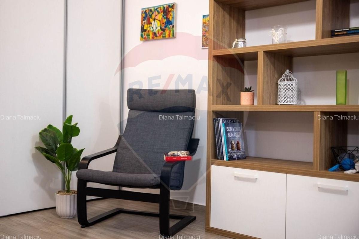 Apartament cu 3 camere decomandat, mobilat în Tractorul - 16