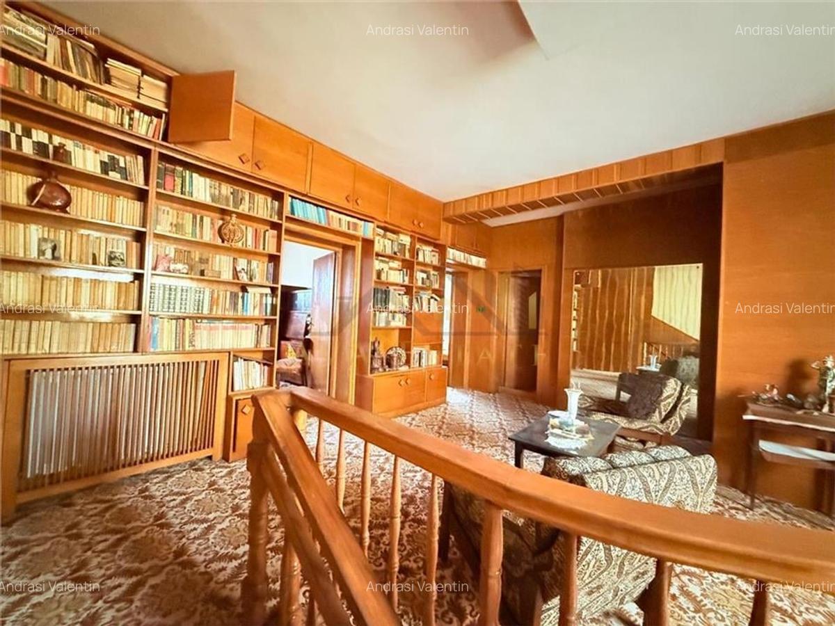 Casa individuala 9 camere, 3 bai, garaj, teren 350 mp - Zona Cetatii/ Hotel MERC - 6 Casa individuala 9 camere, 3 bai, garaj, teren 350 mp - Zona Cetatii/ Hotel MERC - 6