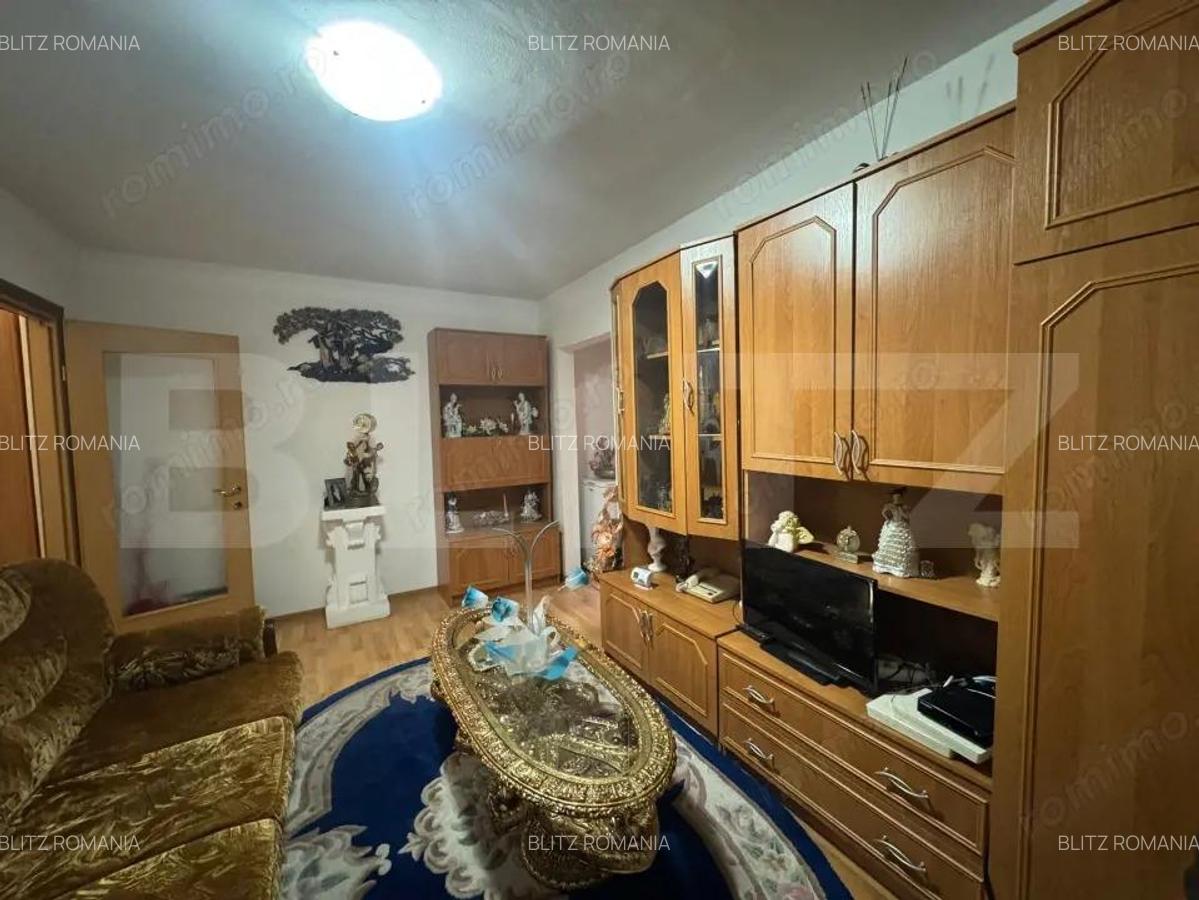 Apartament cu 2 camere, semidecomandat in Simeria - 4