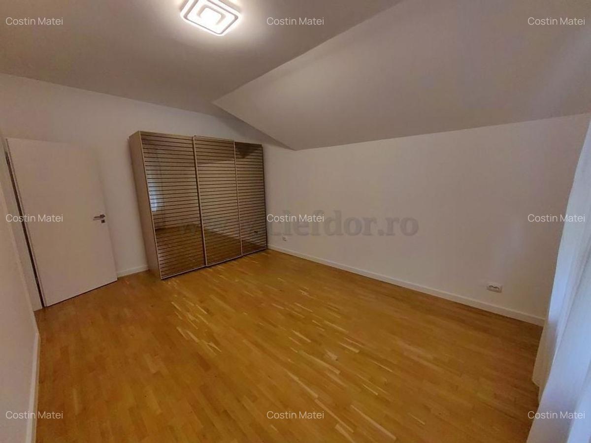 Vilă cu piscina langa British School - 21