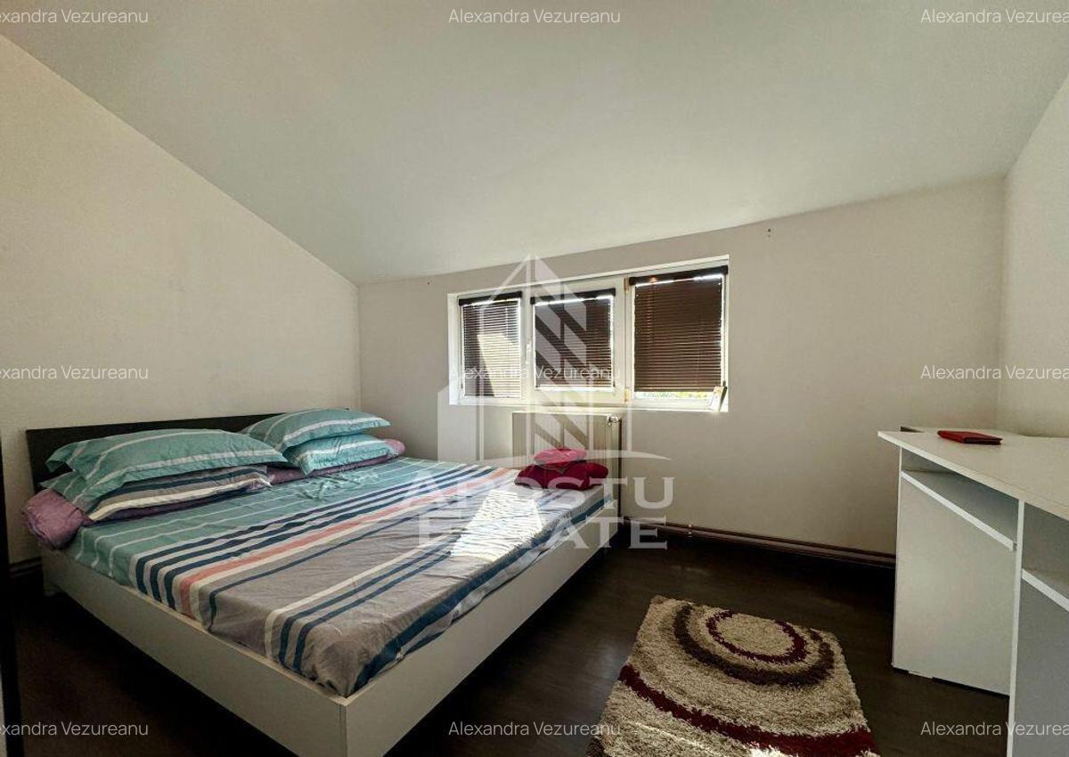 Apartament cu 2 camere, decomandat, centrala proprie, Gir... - 1