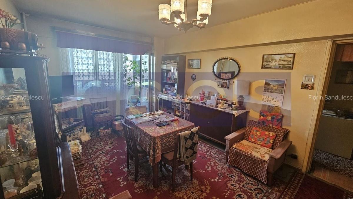 DE VANZARE AP 3 CAMERE 72 MP LUJERULUI | SEMIDECOMANDAT | METROU - 3