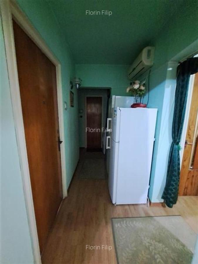 Vanzare apartament 3 camere Tineretului - 10