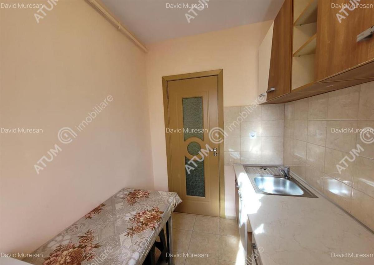 Garsoniera decomandata cu balcon si parcare zona Turnisor di - 4
