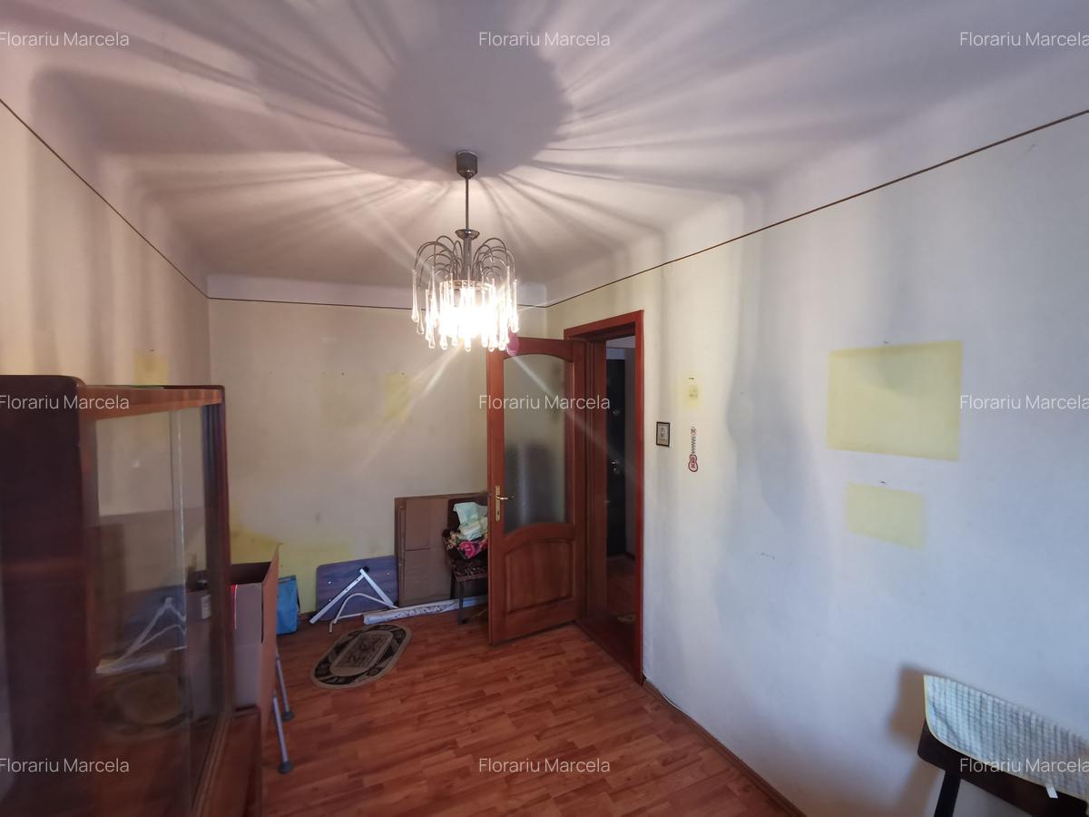 Apartament 3 camere  zona Rapsodia - 9