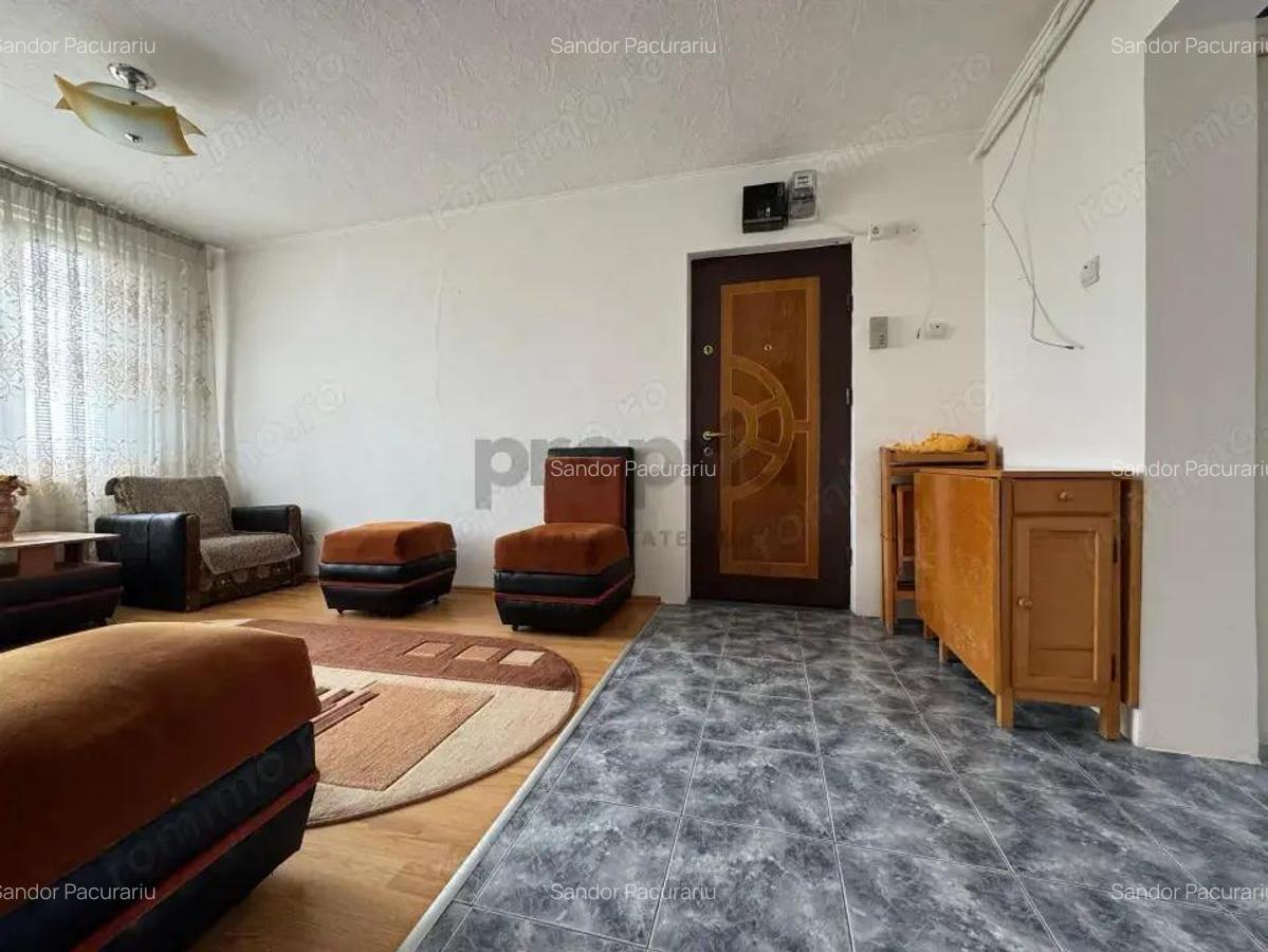 Apartament 3 camere, decomandat, Str. Fanionului 25, Craiter - 9