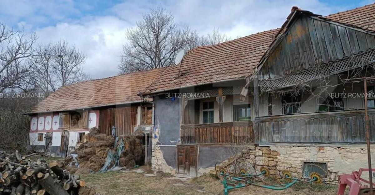 Casa veche cu teren generos de 5.300 mp oportunitate de - 5