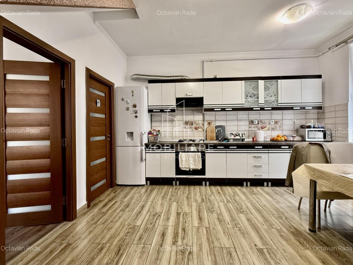Casa 150 mp in  centru - piata Mihai Viteazul - 2