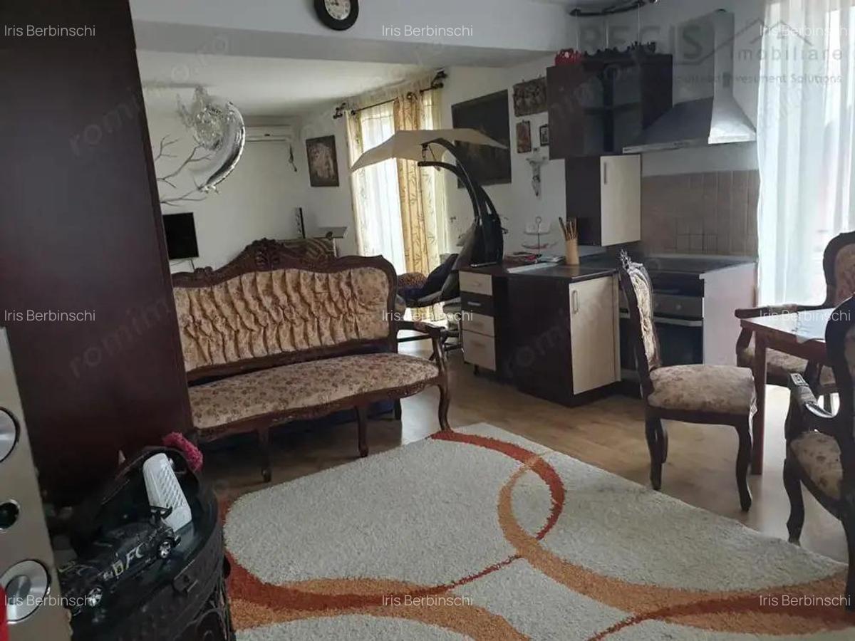 Vila 8 Camere si Curte Spatiu Ideal pentru Familie Mare sau Investitie - 6