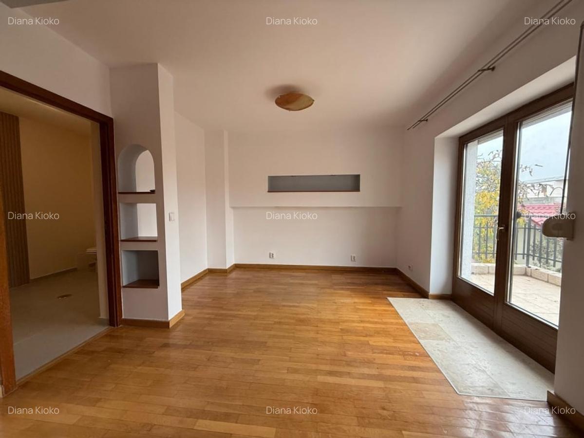 De inchiriat Vila 6 camere Baneasa Ion Ionescu de la Brad Plan Secund - 18