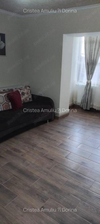 Vanzare apartament 2 camere decomandate, parter, ultracentral in Caransebes - 2