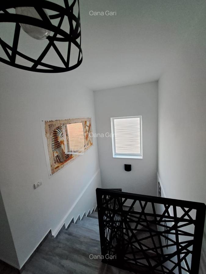 Casa P+1 curte și alee de acces private - 20