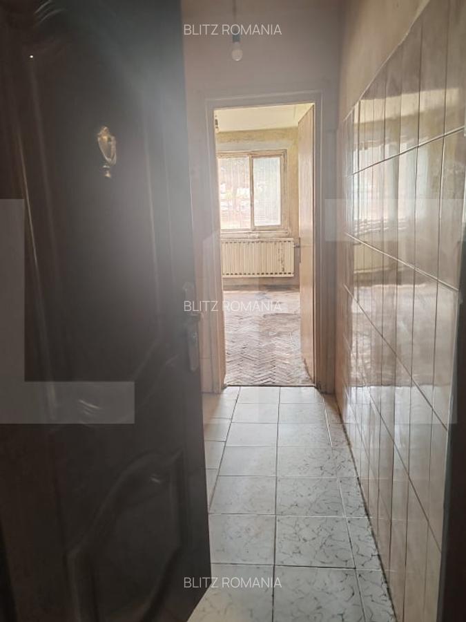 Garsoniera de vanzare, 16 mp, zona complexul Studentesc - 2