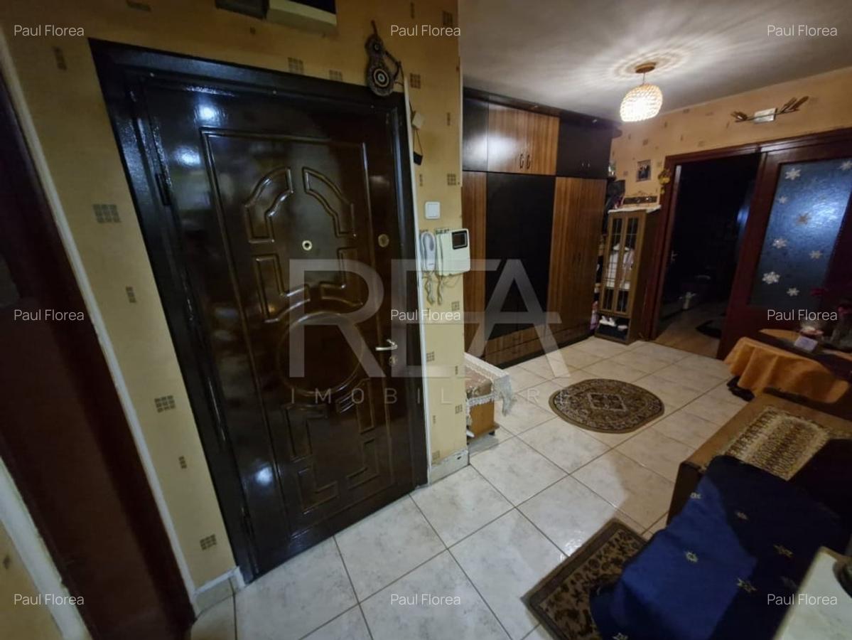 Apartament cu 4 camere - zona Auchan Vitan - 43