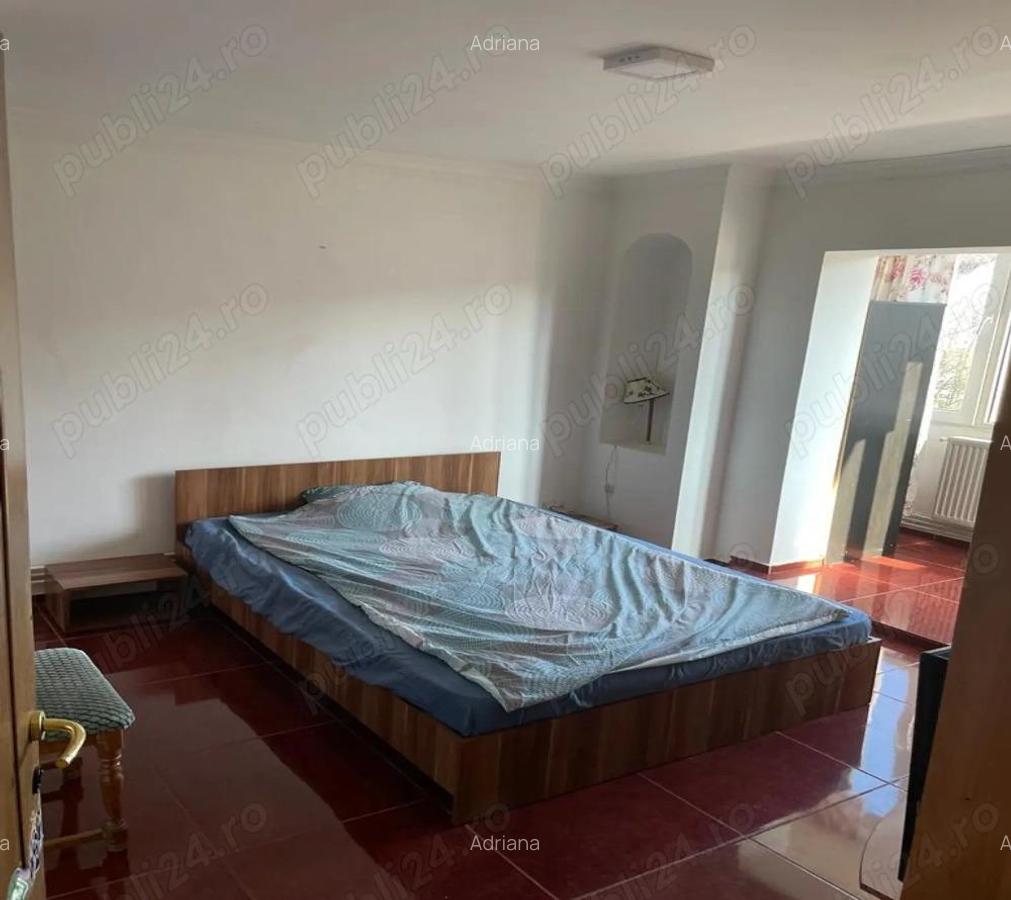 Apartament de vanzare 2 camere ,Str. Lalelelor colt cu Eugen Pop - 5