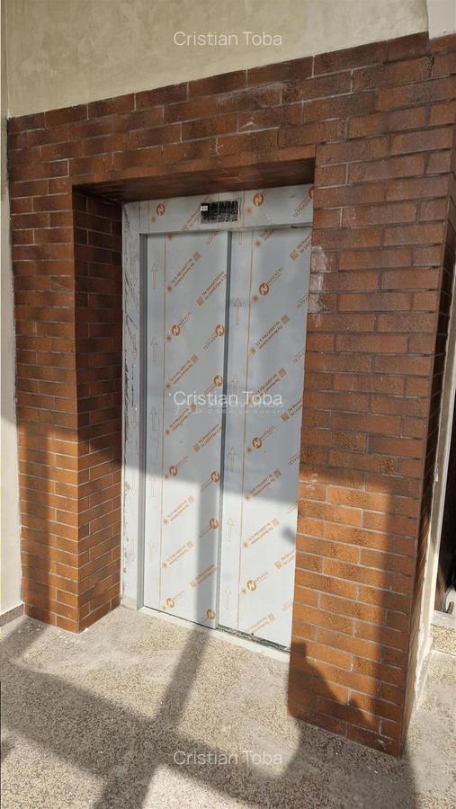 Spatiu comercial - Tunari - 1156mp utili - constructie noua - P + 2 etaje - 11