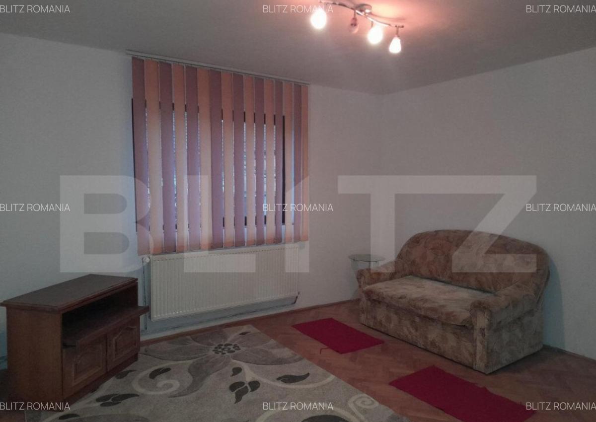 Casa 3 camere SI GRADINA 550mp in vatra satului TARLUNGENI - 2