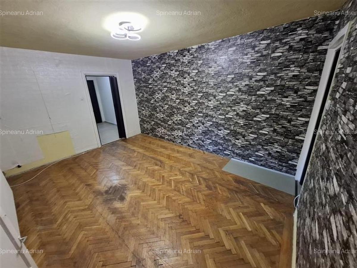 Favorit-Gh Lazar, 3 camere, parter cu centrala proprie - 1