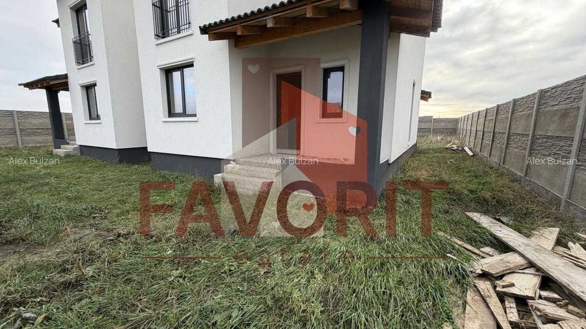 Duplex despartit | 4 camere | Asfalt si toate utilitatile | Zona excelenta - 2