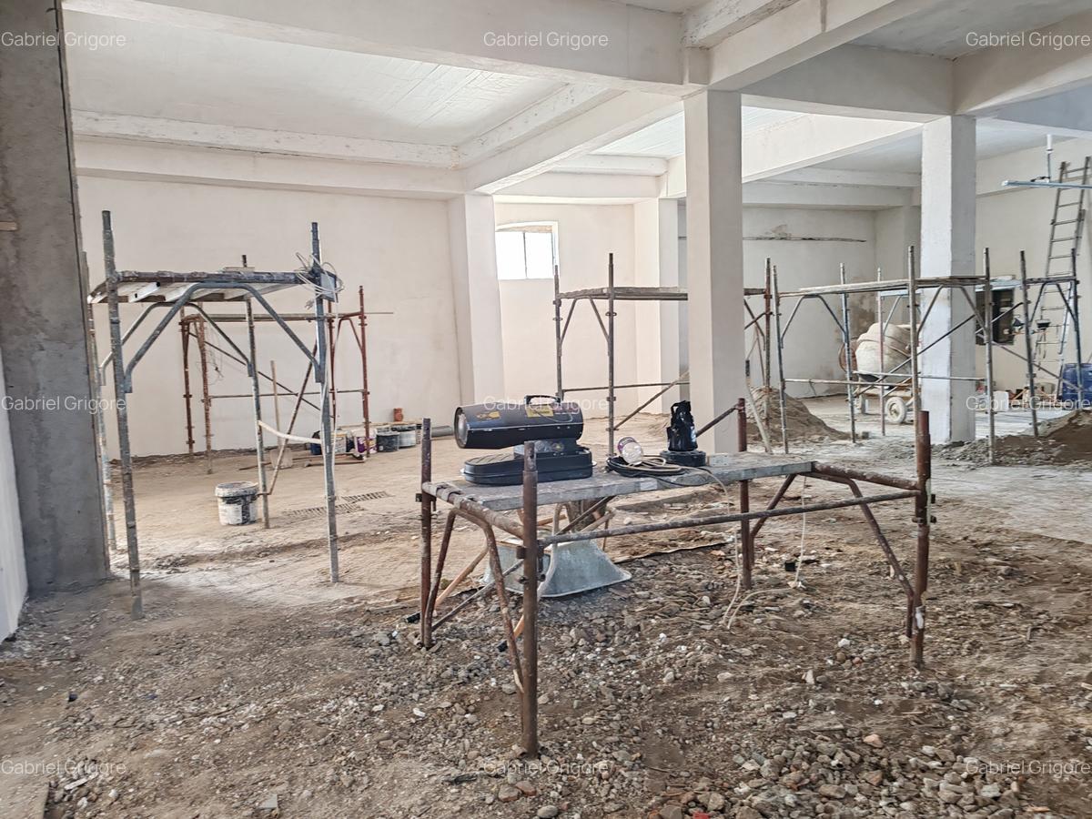 Spațiu comercial, 350 mp în Central - 3
