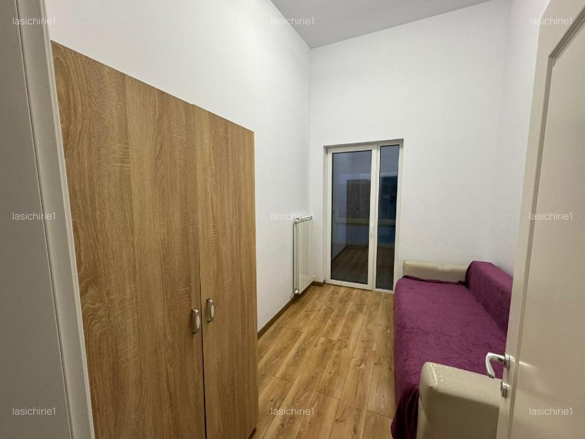 Apartament cu 4 camere Pacurari - 1