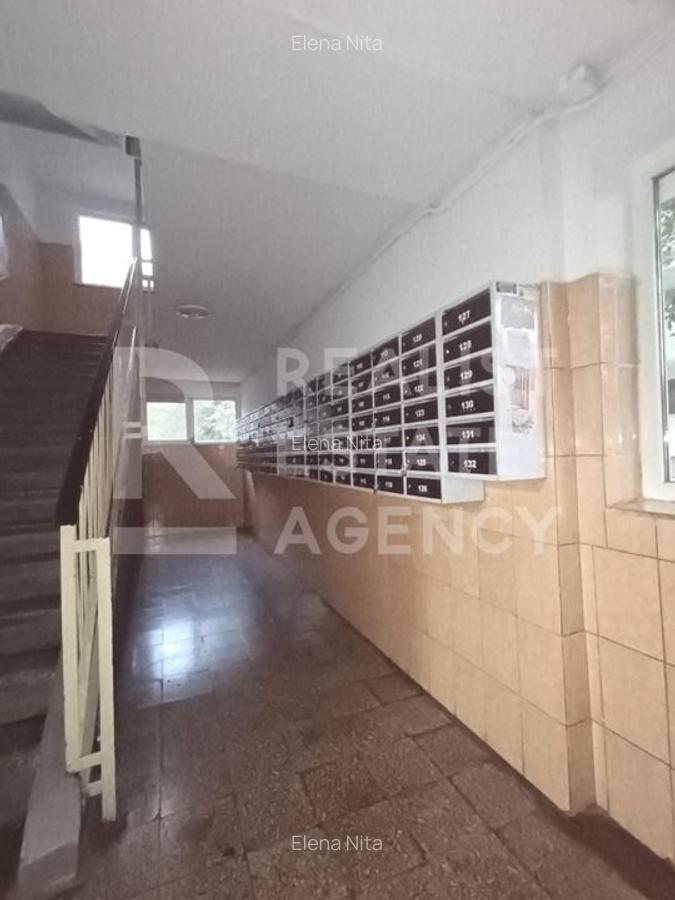 Garsonieră decomandată, 28 mp + balcon, vis-à-vis de Piața Delfinului - 3