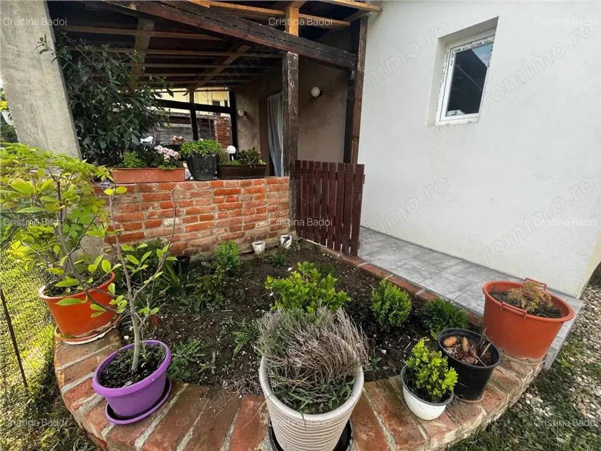 Sag- 7 camere- strada asfaltata- partial mobilata si utilata - 2