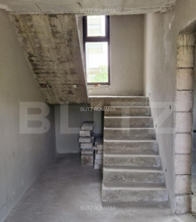 Casa de vanzare, 240 mp, zona jelna, teren 10 ari - 7