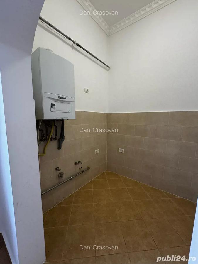 Inchiriez apartament cu 3 camere renovat - 7