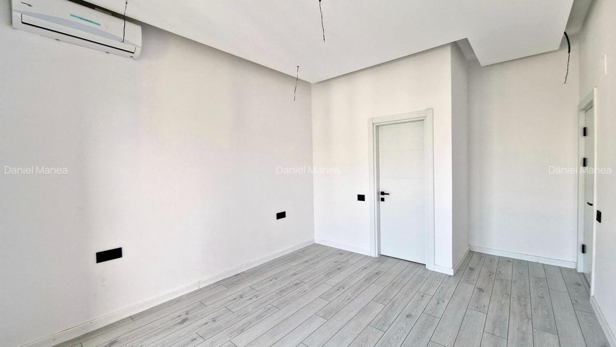 Apartament cu 5 camere decomandat în Theodor Pallady - 12