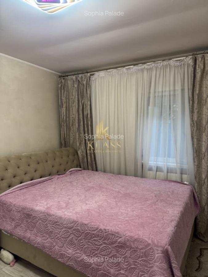 Casa de vanzare  cu 4 camere  in Pipera - 2