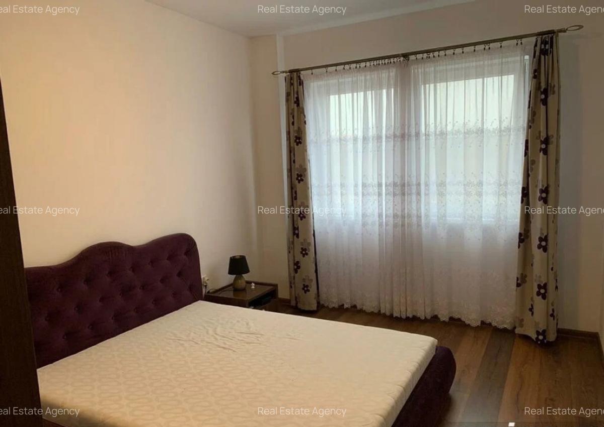 2 camere in zona Soarelui - 1