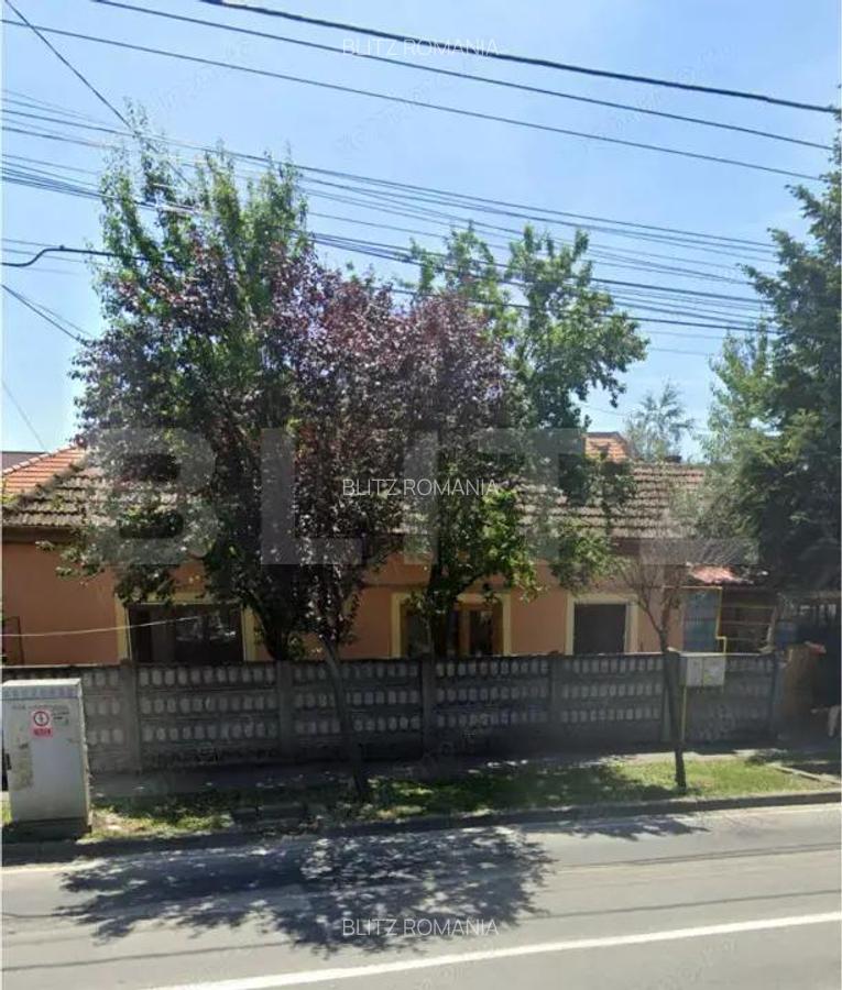 Casa individuala de vanzare, zona Mahala artera principala - 2