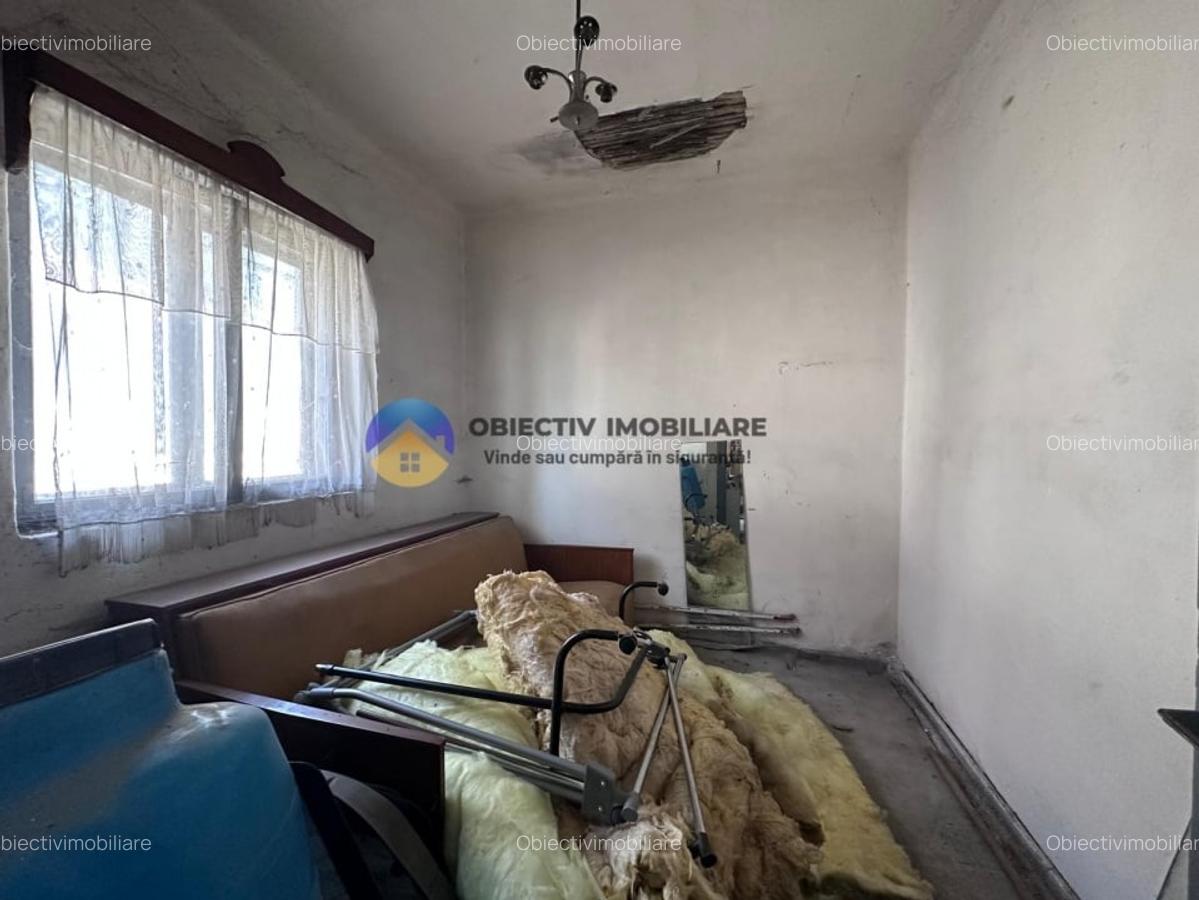 Casa de vanzare - zona 1 Mai - 6
