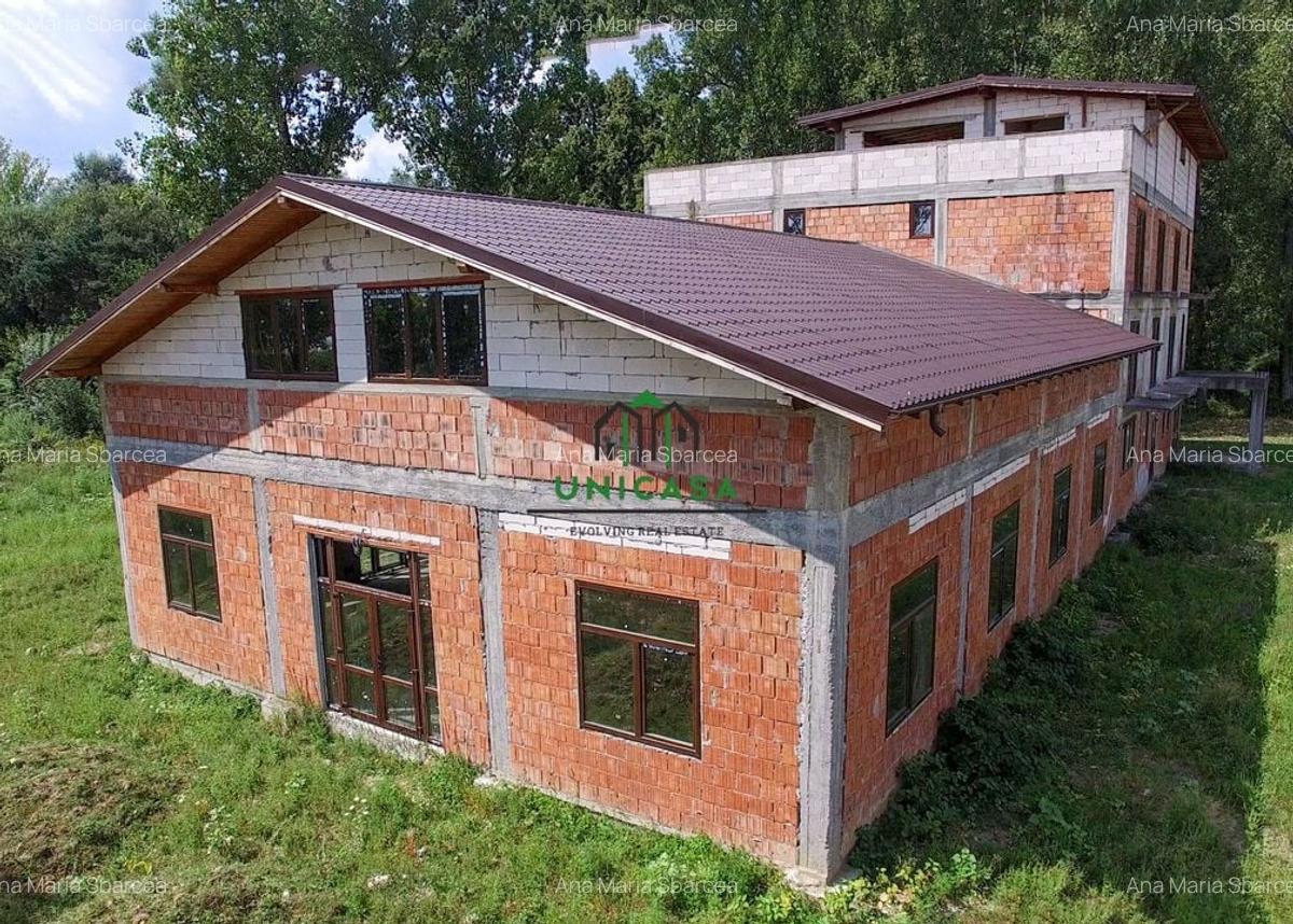 Pensiune de Vânzare cu Priveliște Panoramică către Râul Olt - 10