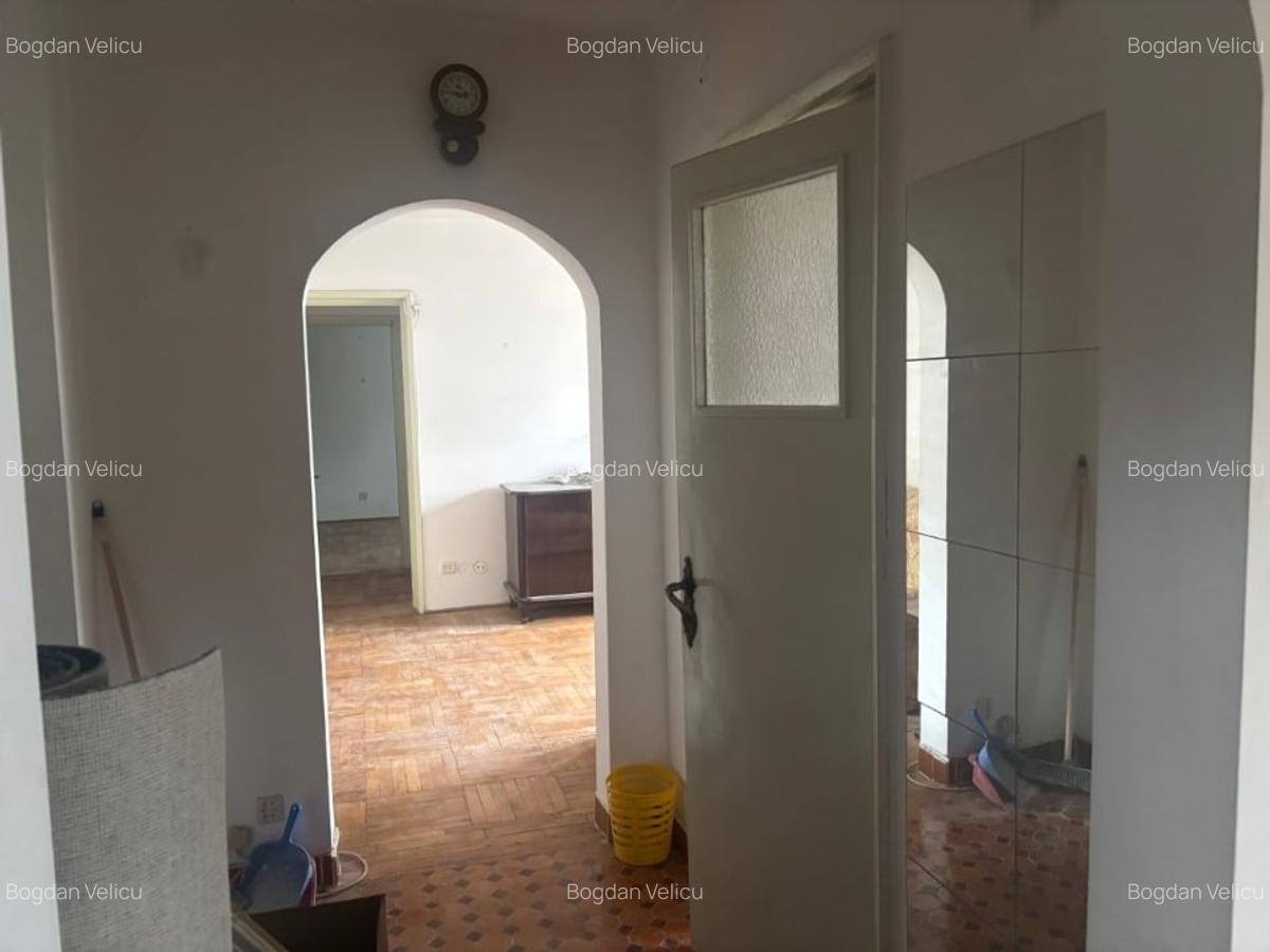 Apartament 3 camere de vanzare - 9