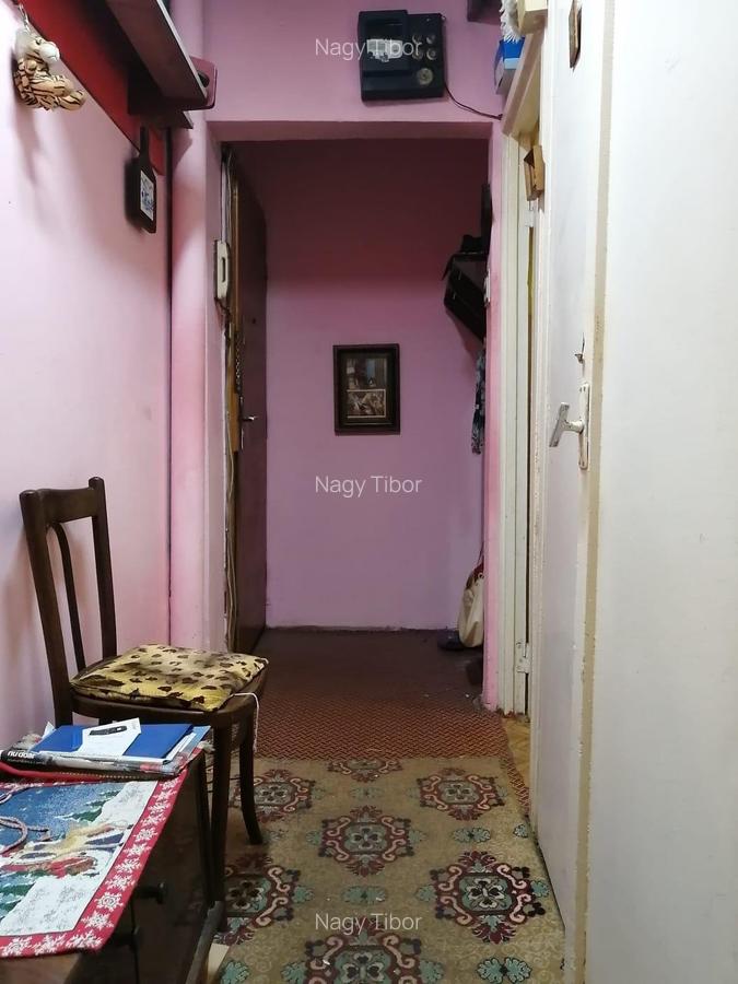 De vanzare apartament cu 2 camere, la 350 metri de Iulius Mall, etaj 1 - 5
