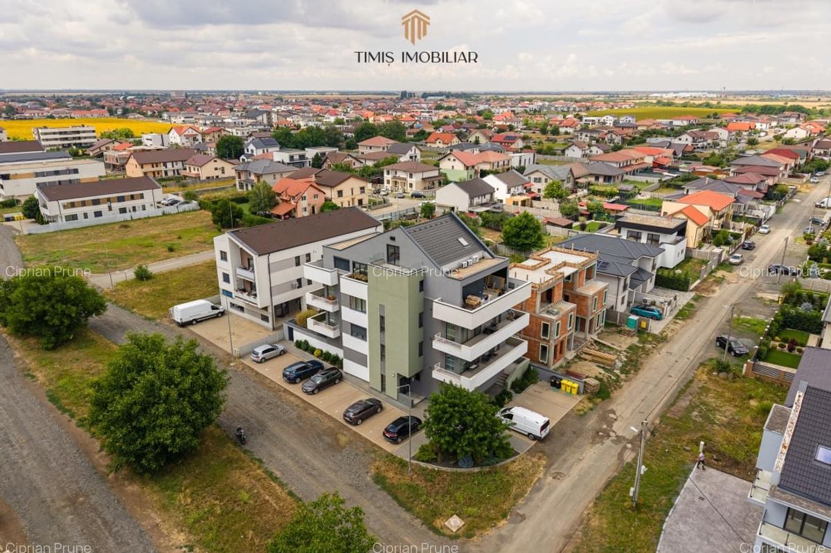 Spatiu comercial ultramodern  - terasa, 2 parcari & intrare separata - 22