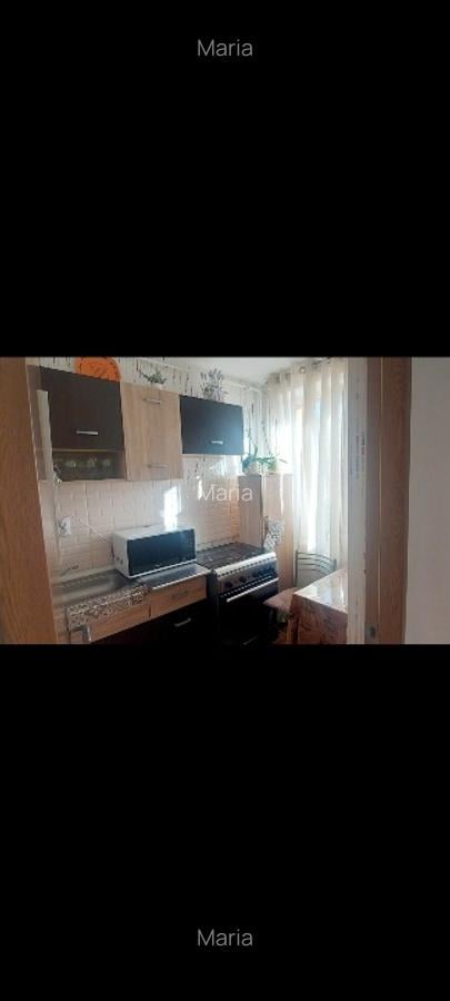 Proprietar, vând garsoniera 33 m  Univ.Constantin Brâncoveanu. Negru   Voda - 4
