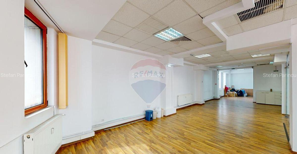 Spa?iu de birouri de 215 mp de inchiriat in zona Calea... - 15