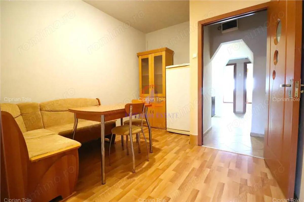 Apartament 3 dormitoare, Complexul Studentesc - 2