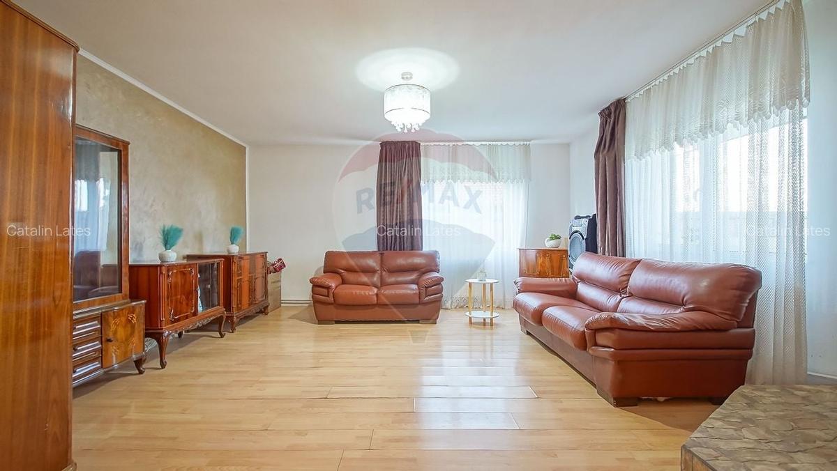 Casa cu 6 camere de vanzare in Rasnov, teren 1.100 mp, zona Glajarie - 13