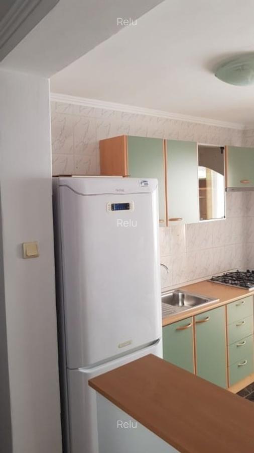 Apartament cu 2 camere decomandat în Rahova - 6