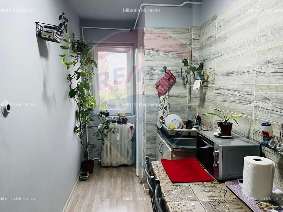 Apartament 2 camere zona Lebada - Aurel Vlaicu - 9