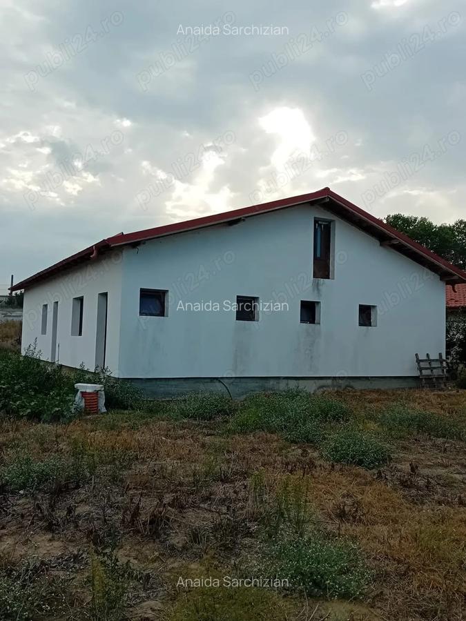 Vand casa P+ mansarda cu potential turistic in comuna Murighiol - 2