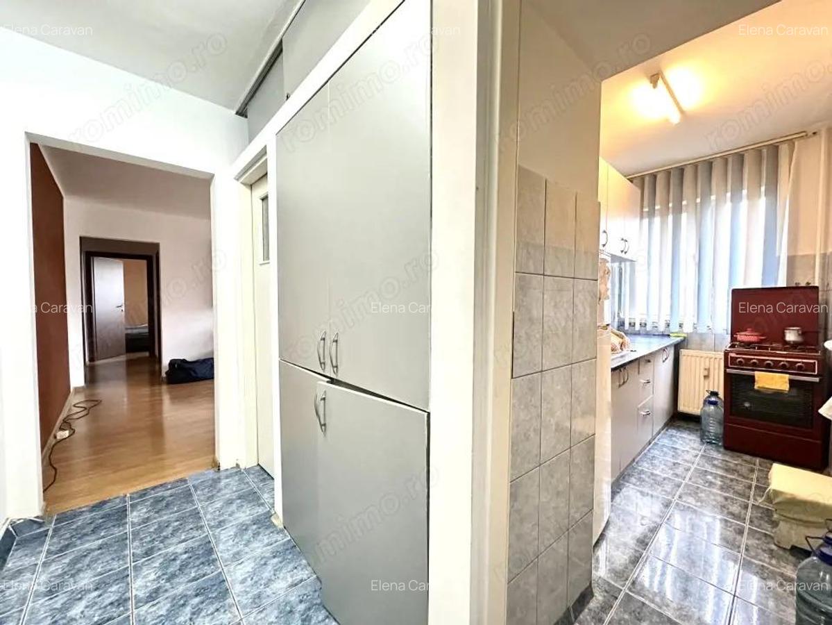 Comision 0% - Apartament spatios, 3 camere, etajul 3 - zona Cetatii - 1